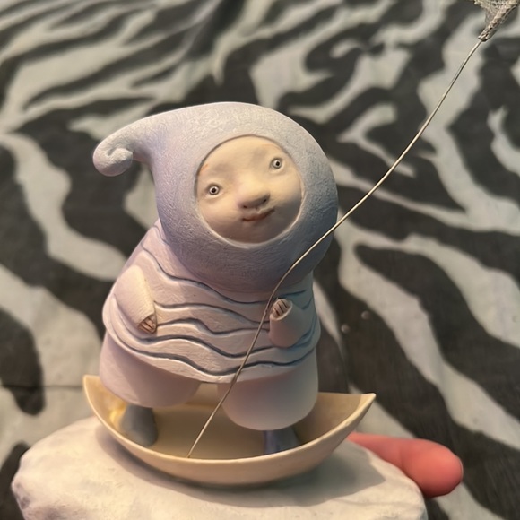 Child at Heart statue- RARE! - Picture 7 of 9